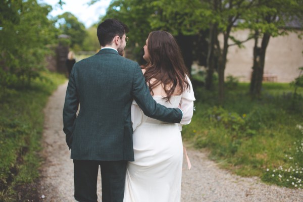 Juniper Barn Photography real weddings bride groom exterior