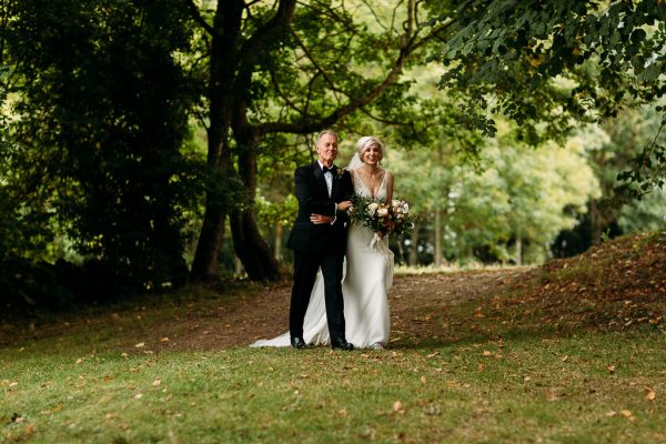 bride and father