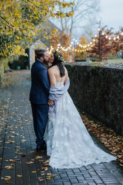 bride and groom kiss Olga Hogan Photography: Hannah & Eoghan