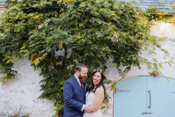 bride laughing and smiling Olga Hogan Photography: Hannah & Eoghan