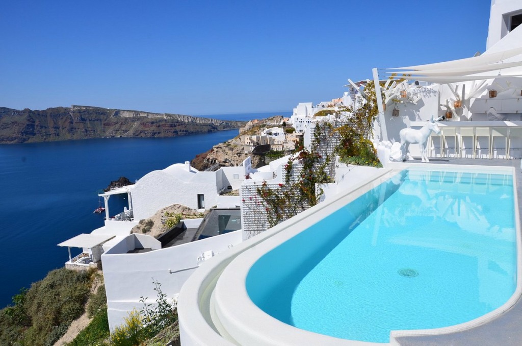 Canaves Oia Sunday Suites