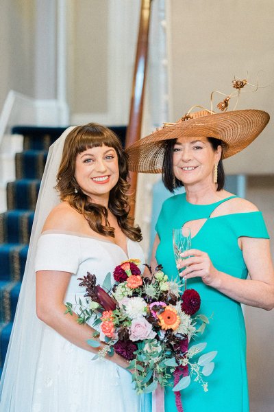 bride with mother