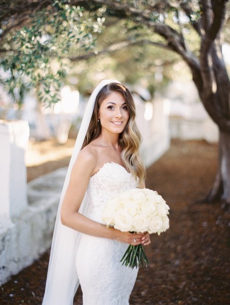 Bride ceremony bouquet of flowers exterior