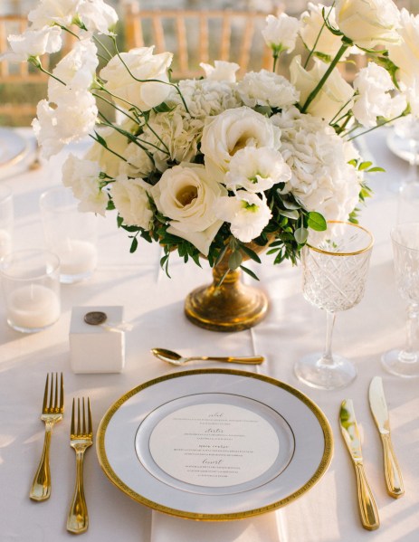 Gold cutlery flowers roses forks dining table