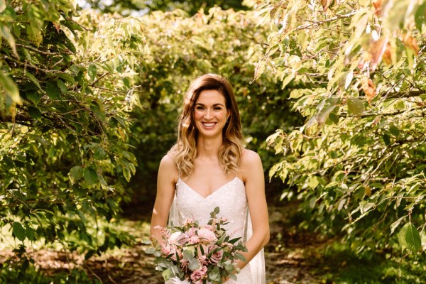 bride and bouquet