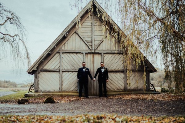 groom and groom