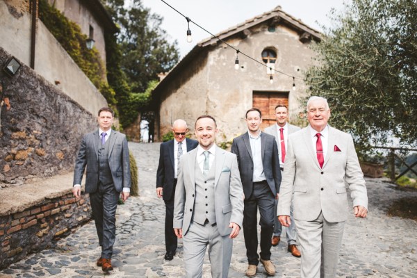 groom and groomsmen