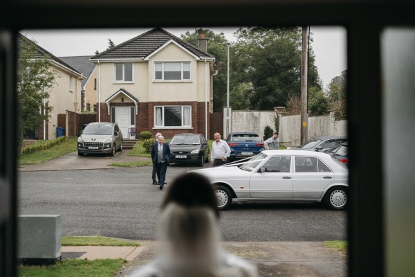 Wedding car estate bride father family home