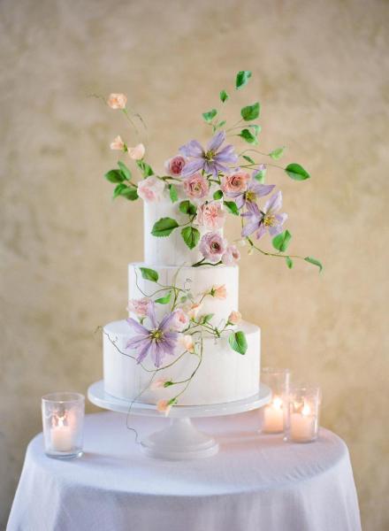 Seriously Gorgeous Spring Wedding Cakes You'll Love | see them all on onefabday-com.go-vip.net