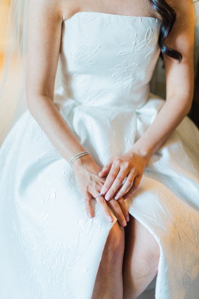 bride wild flower veil