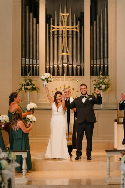 bride and groom ceremony