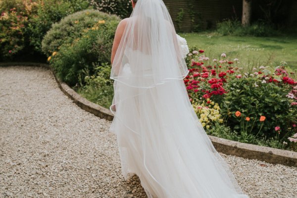 Bride in tulle wedding dress