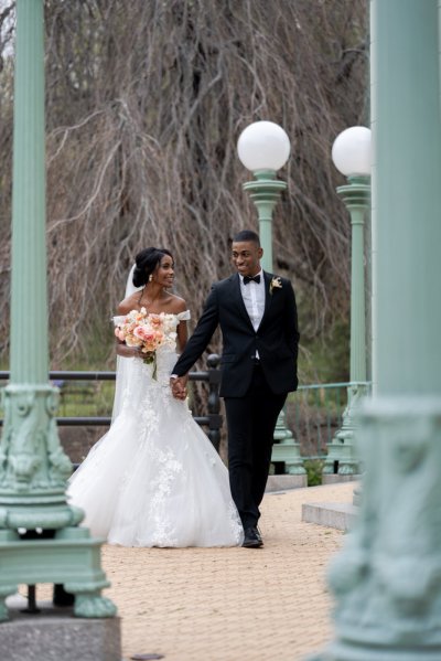 Bride and groom bouquet pink roses flowers elegant