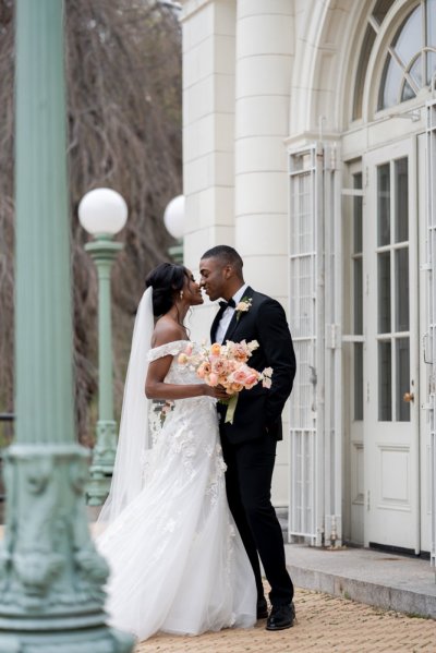 Bride and groom bouquet pink roses flowers elegant