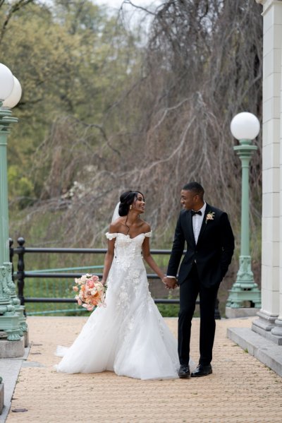 Bride and groom bouquet pink roses flowers elegant