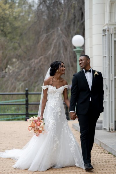 Bride and groom bouquet pink roses flowers elegant mountain scenic