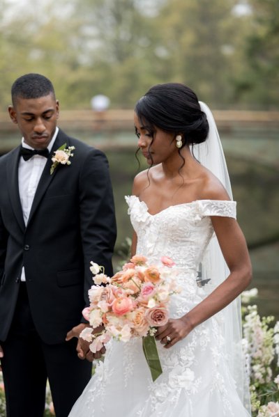 Bride and groom bouquet pink roses flowers elegant mountain scenic lake