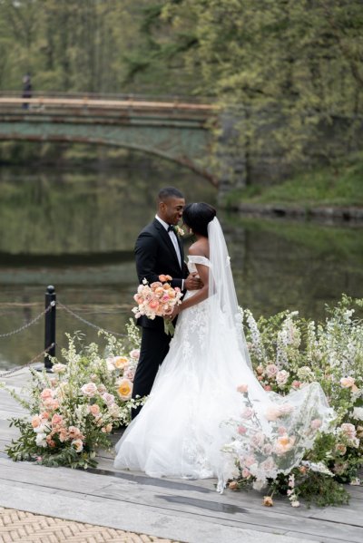 Bride and groom bouquet pink roses flowers elegant mountain scenic lake