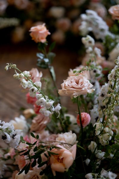 Flower pink roses bouquet detail