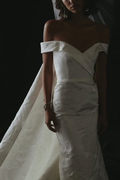 Look 16 bridal gown Martine