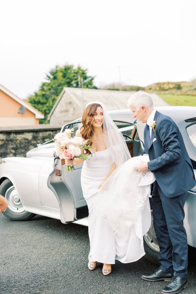 bride and father