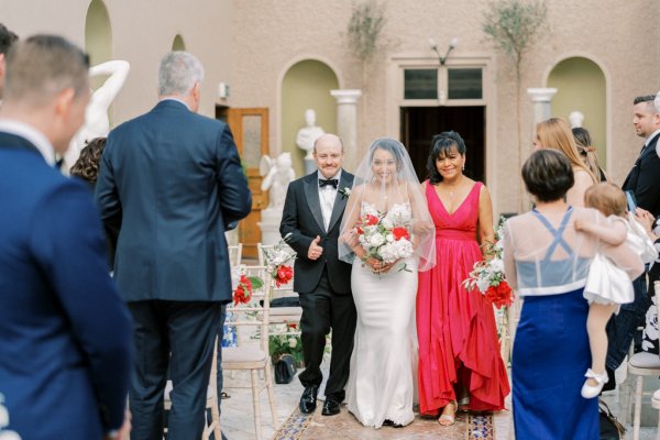 Father of the bride aisle veil ceremony