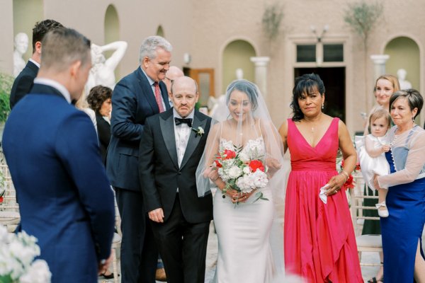 Father of the bride aisle veil ceremony