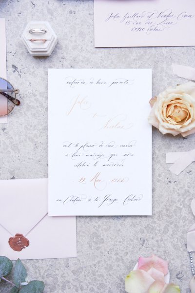 Rose flowers invitation names