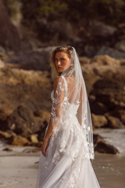 Jayce Veil Lane Bridal Fall 2022 Oasis