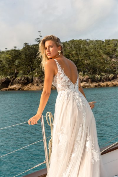 Juliette Madi Lane Bridal Fall 2022 Oasis