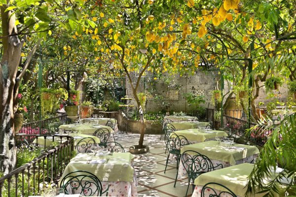 Ristorante O Parrucchiano Sorento restaurant