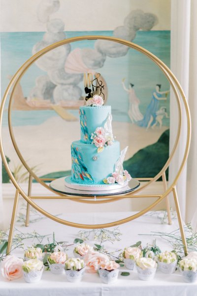 Blue floral cake