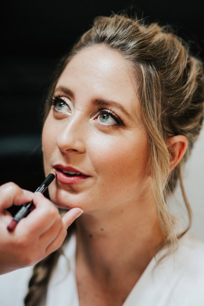 Bride getting her makeup done MUA