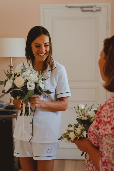 Bridesmaids flowers bouquet getting ready bride