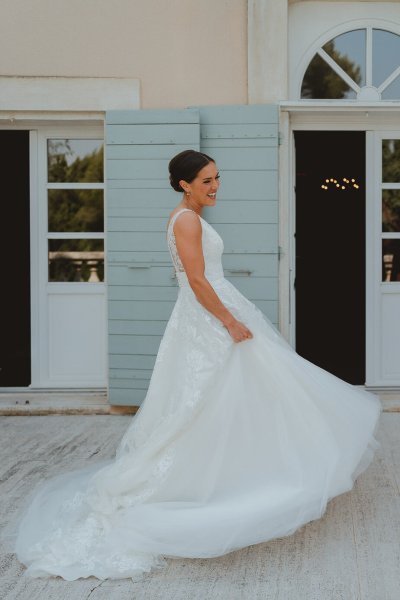 Bride long train dress