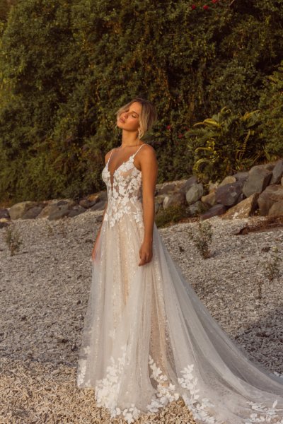 jenica - madi lane oasis bridal collection