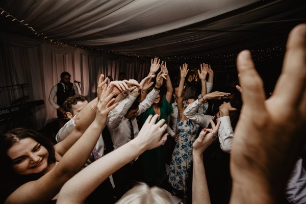 Guests dancing on the dancefloor