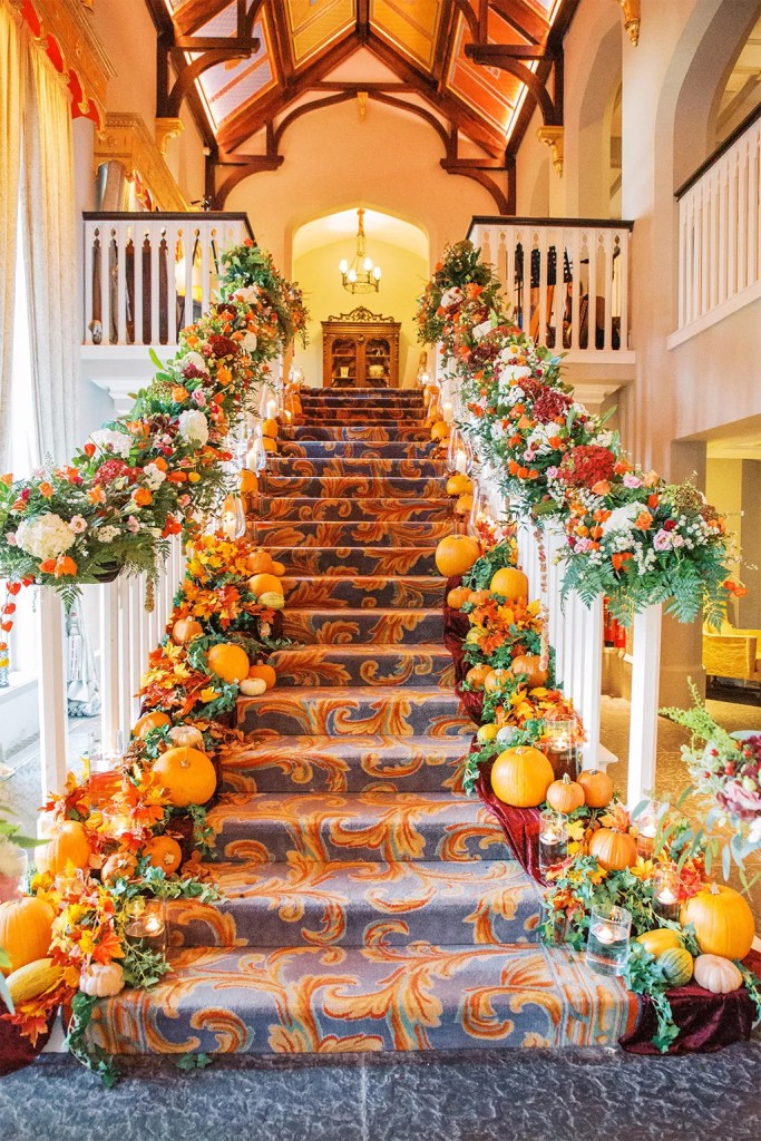 Chic Pumkin Wedding Decor Ideas for Autumn | See more on OneFabDay.com