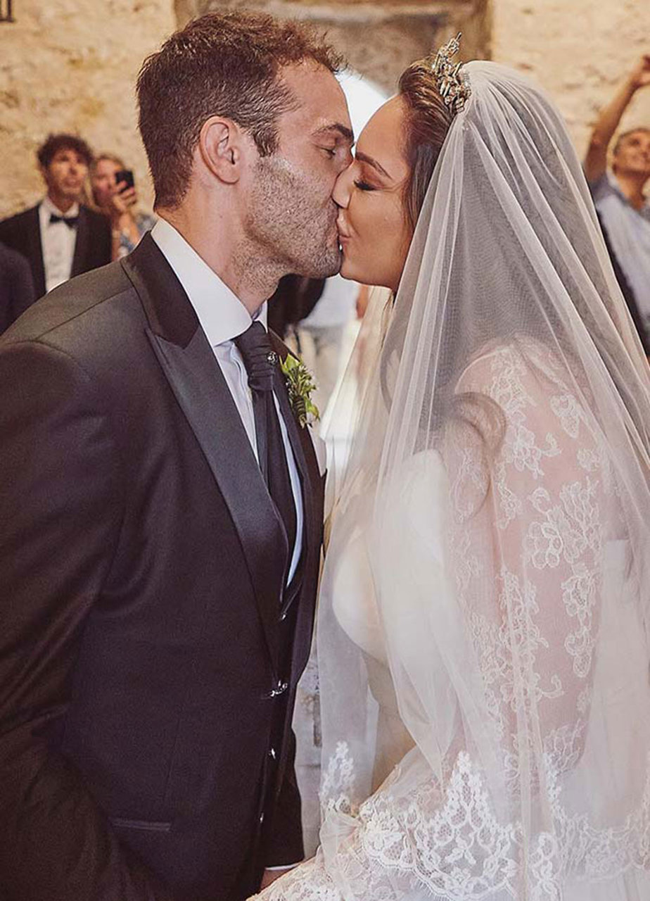 Kelly Brook Wedding to Jeremy Parisi