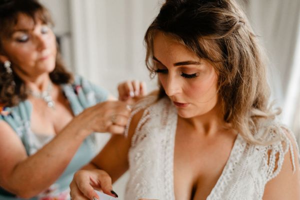 Close up of bride getting ready