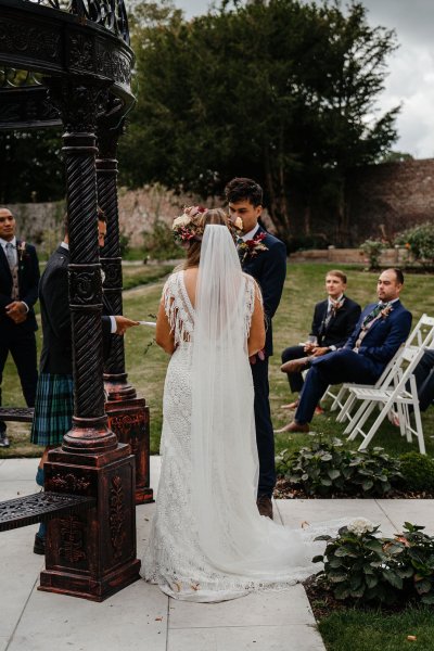 Bride and groom veil detail