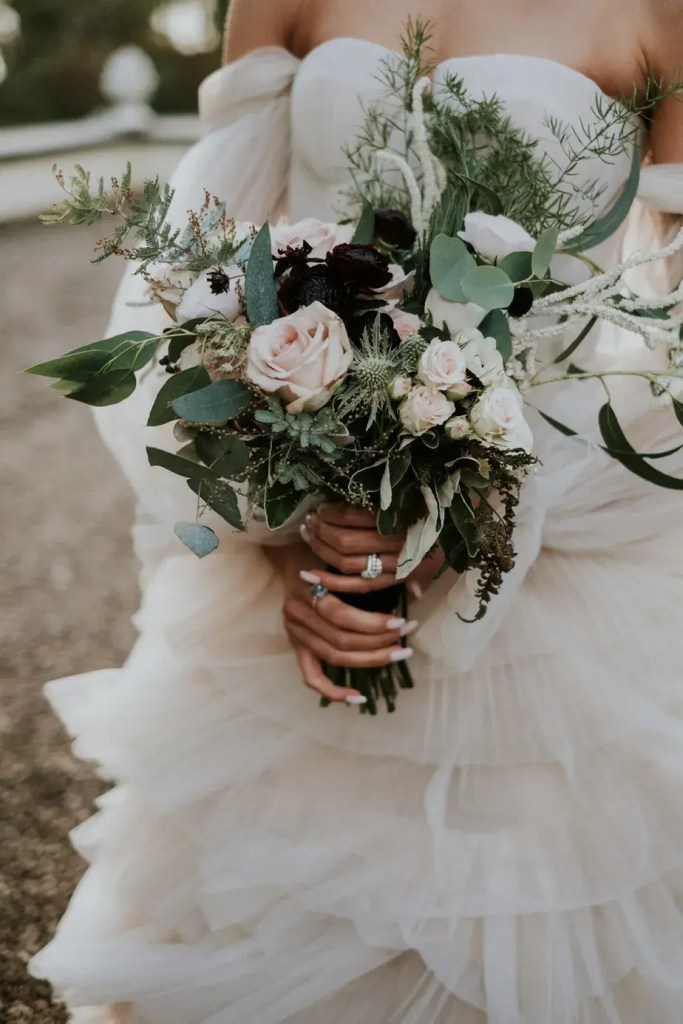 Winter Wedding Bridal Bouquets 