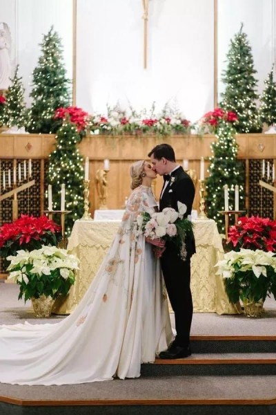 Poinsettia wedding ideas