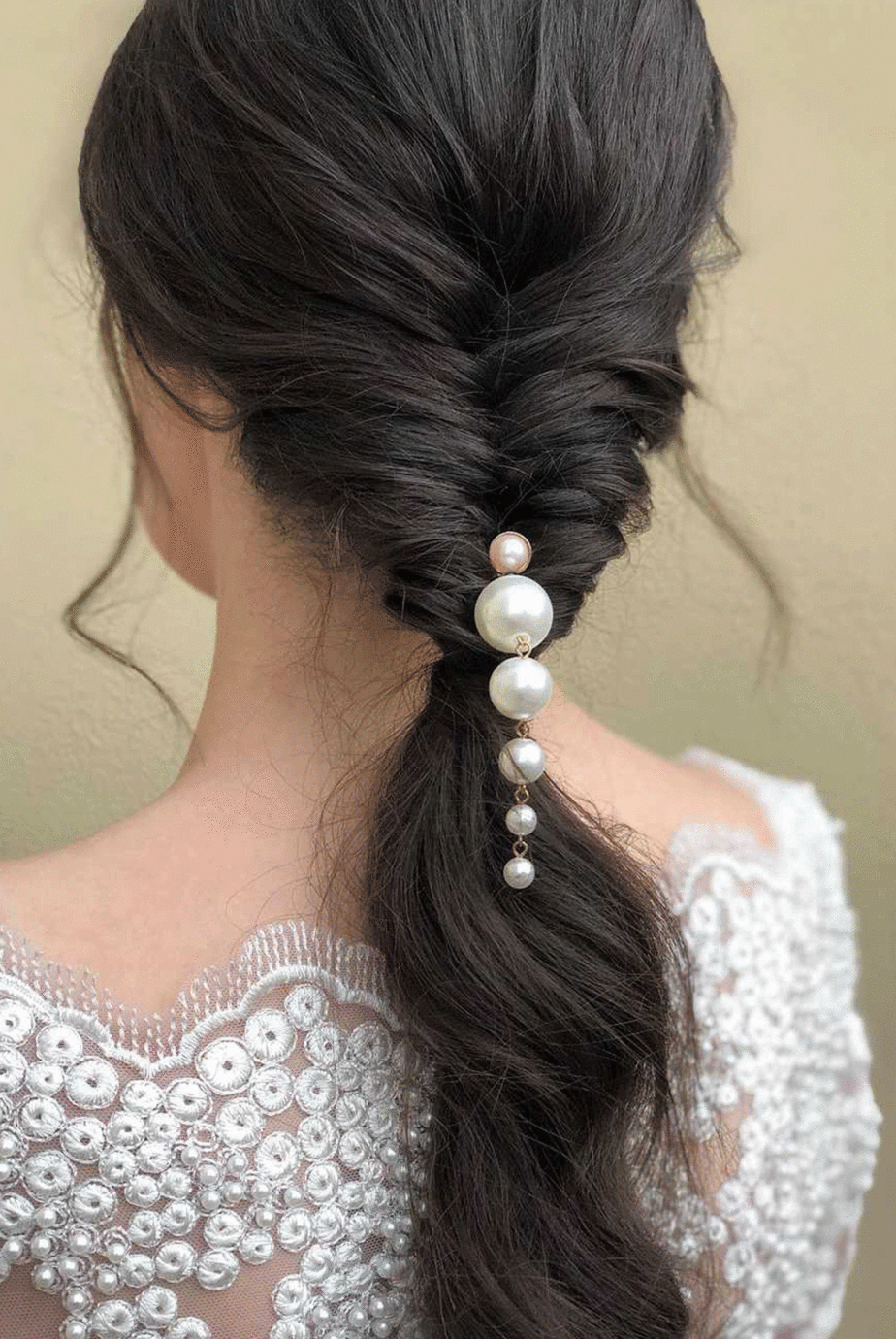 pearl bridal hair