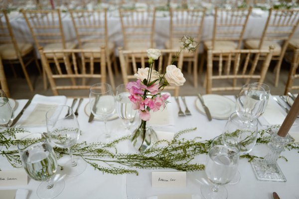 Dining room flowers detail cutlery