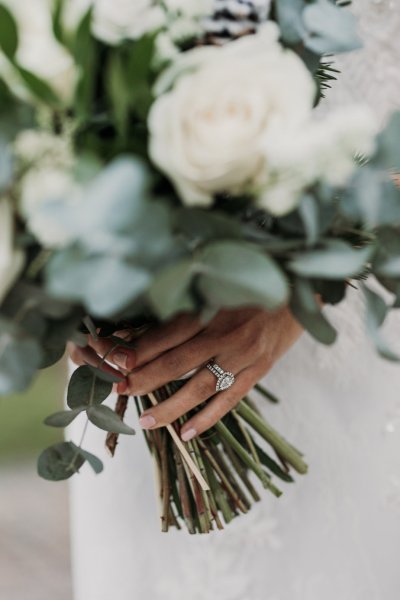 Bouquet of flowers white roses