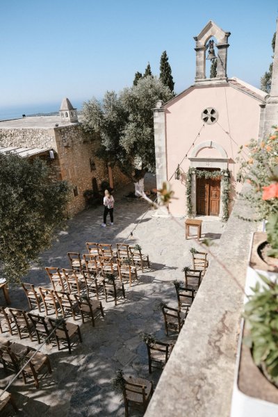 Seating arrangements for guests in front of church setting