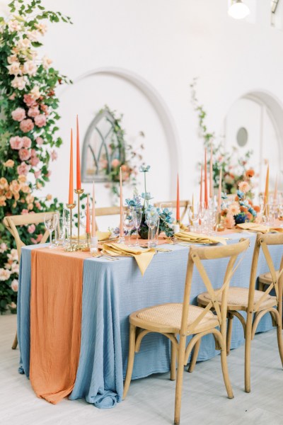 Colourful interior roses pink flowers dining room table plants interior