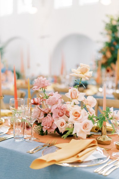 Colourful interior roses pink flowers dining room table plants interior