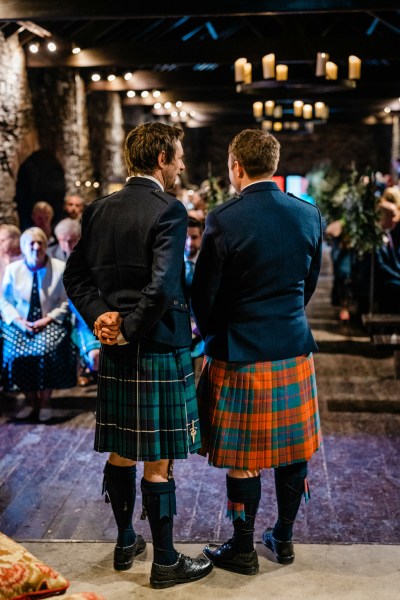 groomsmen in kilt